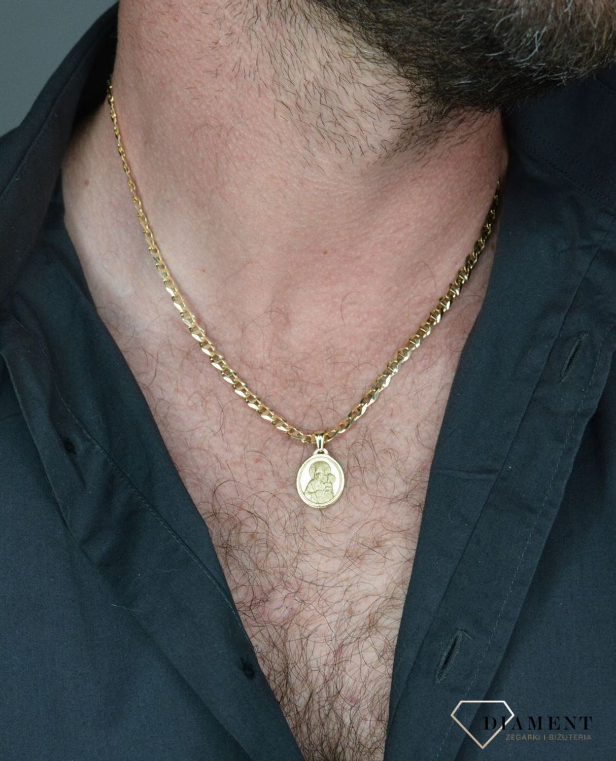 Złoty łańcuszek 585 Gucci 5 mm ✅ Złoty łańcuszek o klasycznym splocie Gucci o szerokości 5 mm, wykonany ze złota.✅ Łańcuszek został wykonany z najwyższej jakości 14-karatowego złota.✅ Idealny pomysł na pr.jpg